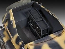 Revell 1/35 German Command Armoured Vehicle Sd. Kfz.247 Auf.B -Revell winkel 03335 2
