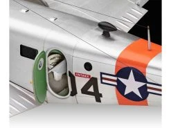 Revell 1/48 Beechcraft Model 18 -Revell winkel 03811 3