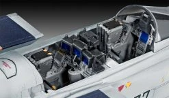 Revell 1/72 Tornado Assta 3.1 7 Revell 1/72 Tornado Assta 3.1 -Revell winkel 03849 2 1