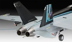 Revell Maverick`s F/A-18E Super Hornet -Revell winkel 03864 2
