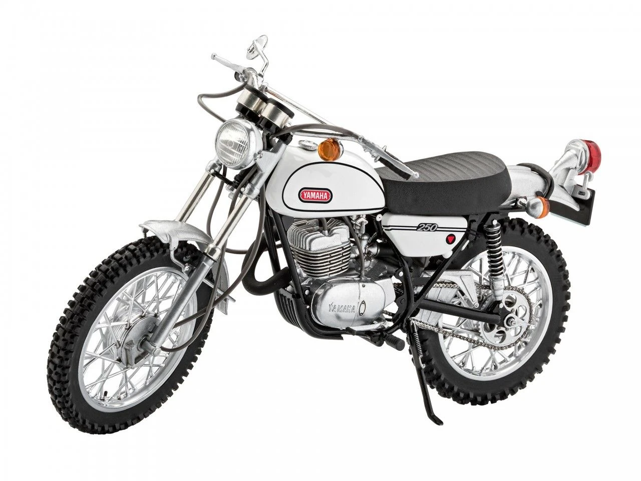 Revell 1/12 Yamaha 250 DT-1 1 Revell 1/12 Yamaha 250 DT-1